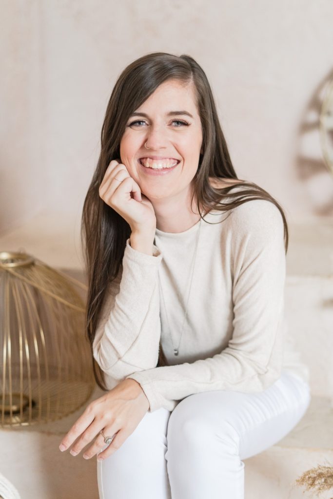 headshot of sandra henderson for the keeping it candid podcast