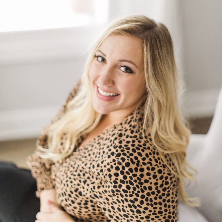 Headshot of Paige Griffith from The Legal Paige